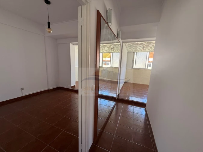 Apartamento T2 para Venda em Venteira Foto 15