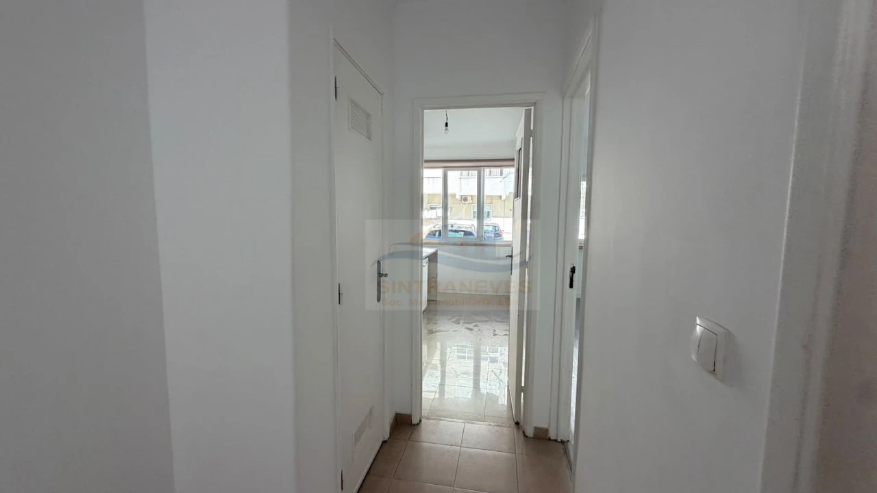 Apartamento T2 para Venda em Falagueira-Venda Nova Foto 4