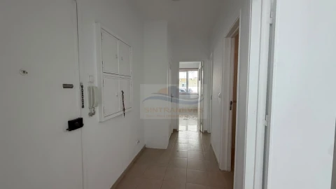 Apartamento T2 para Venda em Falagueira-Venda Nova
