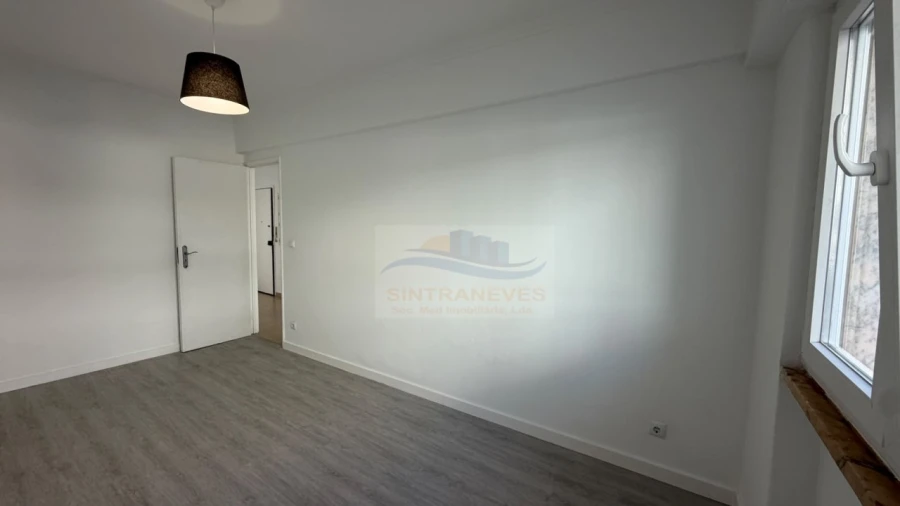 Apartamento T2 para Venda em Falagueira-Venda Nova Foto 6