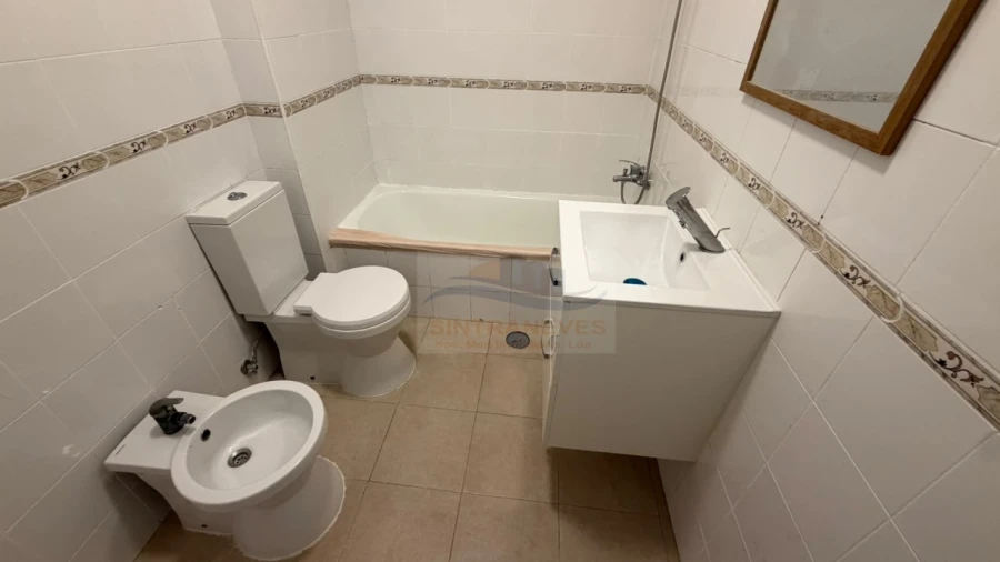 Apartamento T2 para Venda em Falagueira-Venda Nova Foto 10