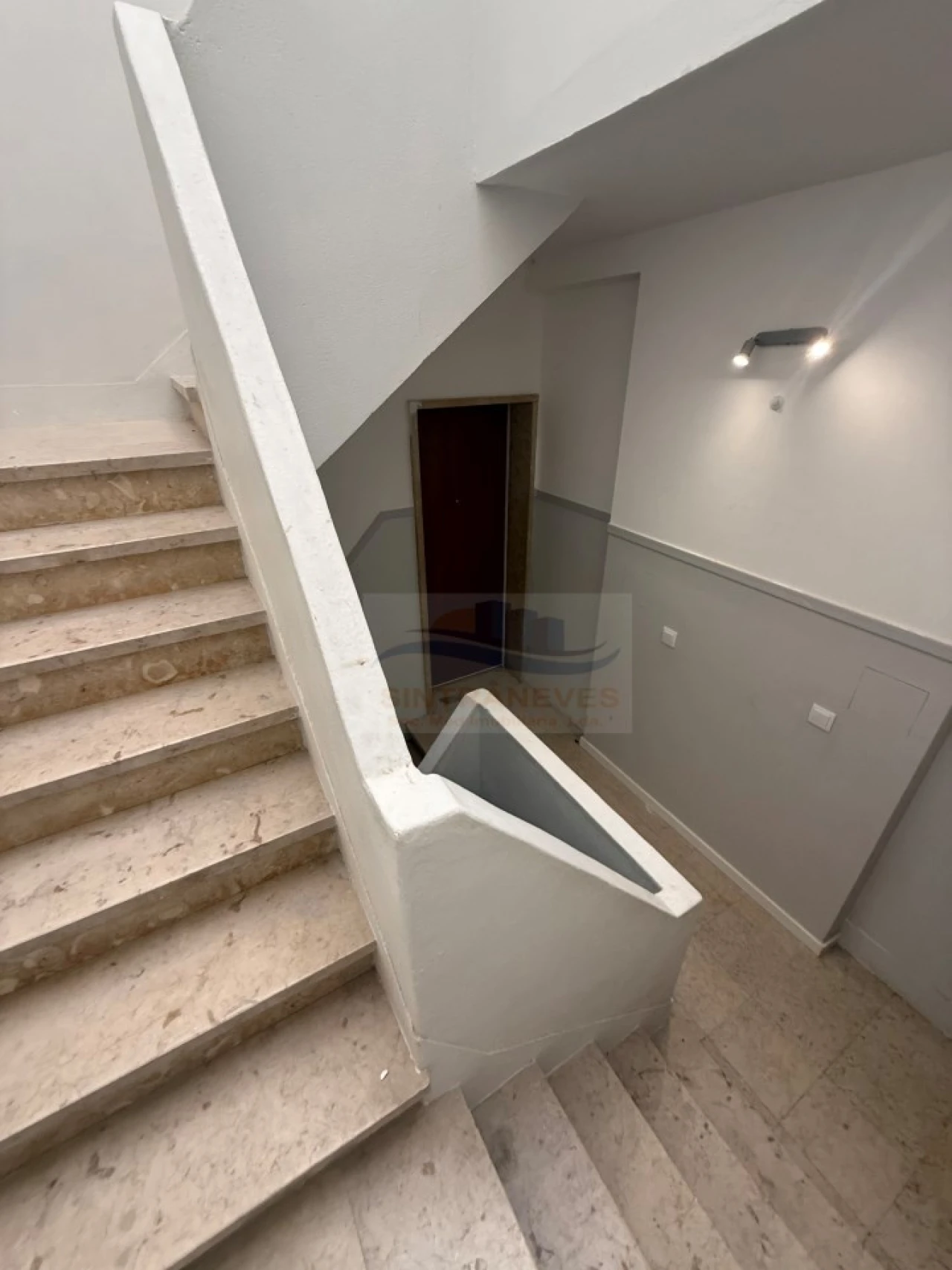 Apartamento T2 para Venda em Falagueira-Venda Nova Foto 7