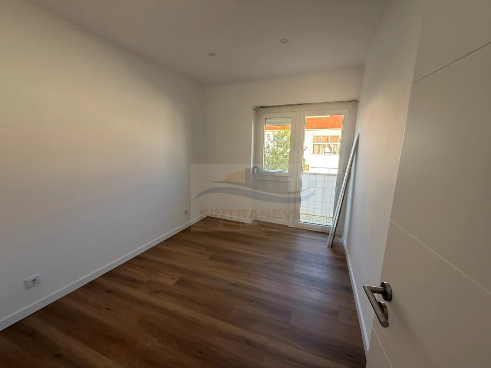 Apartamento T2 para Venda em Falagueira-Venda Nova Foto 16