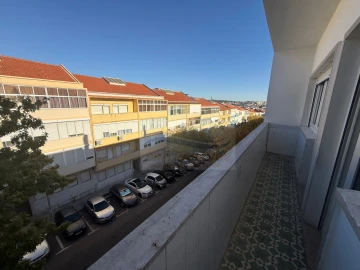 Apartamento T2 para Venda em Falagueira-Venda Nova