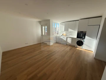 Apartamento T2 para Venda em Falagueira-Venda Nova