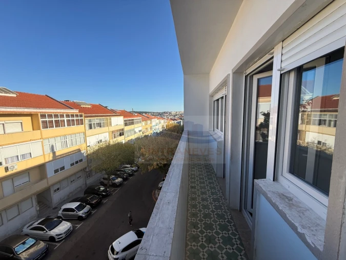 Apartamento T2 para Venda em Falagueira-Venda Nova Foto 13