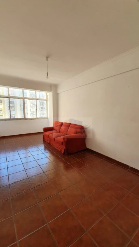 Apartamento T2 para Venda em Falagueira-Venda Nova