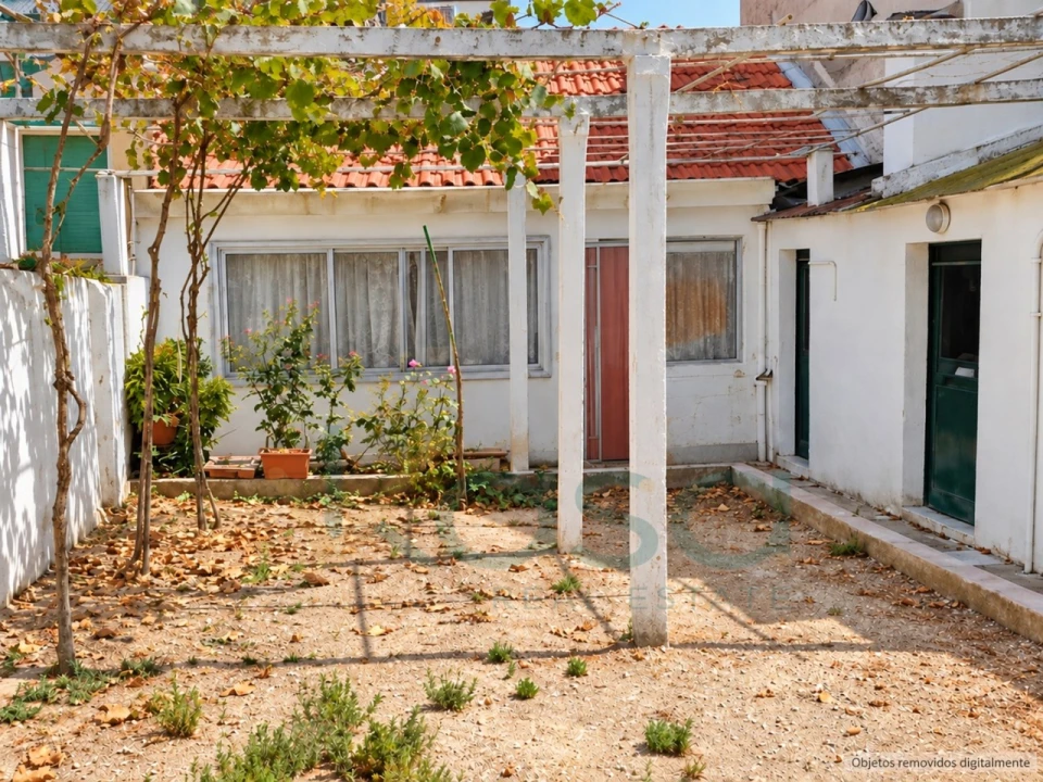 Moradia T2 para Venda em Baixa da Banheira e Vale da Amoreira Foto 16