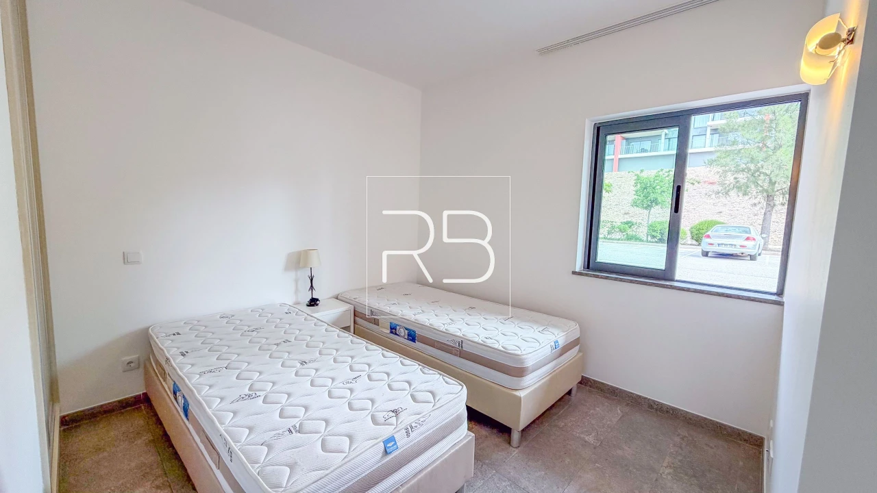 Apartamento T2 para Venda em Mexilhoeira Grande Foto 14
