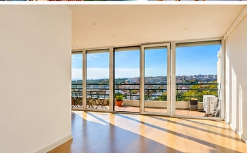 Apartamento T3 para Venda em Almada, Cova da Piedade, Pragal e Cacilhas Foto 4