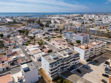 Apartamento T3 para Venda em Quelfes