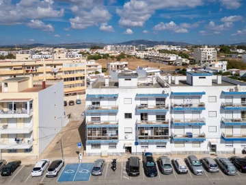 Apartamento T3 para Venda em Quelfes