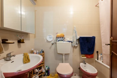 Apartamento T3 para Venda em Quelfes