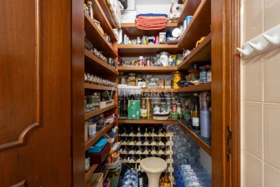 Apartamento T3 para Venda em Quelfes