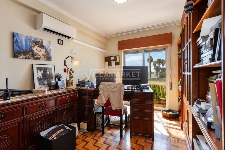 Apartamento T3 para Venda em Quelfes Foto 20
