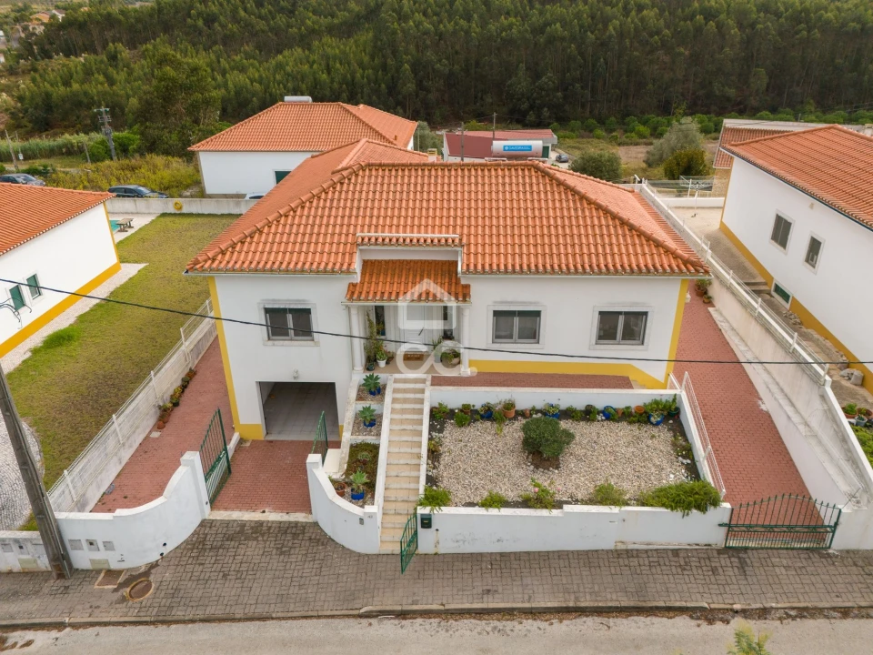 Moradia T3 para Venda em Vilarinho dos Galegos e Ventozelo Foto 1