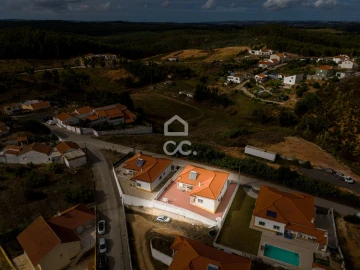 Moradia T3 para Venda em Vilarinho dos Galegos e Ventozelo