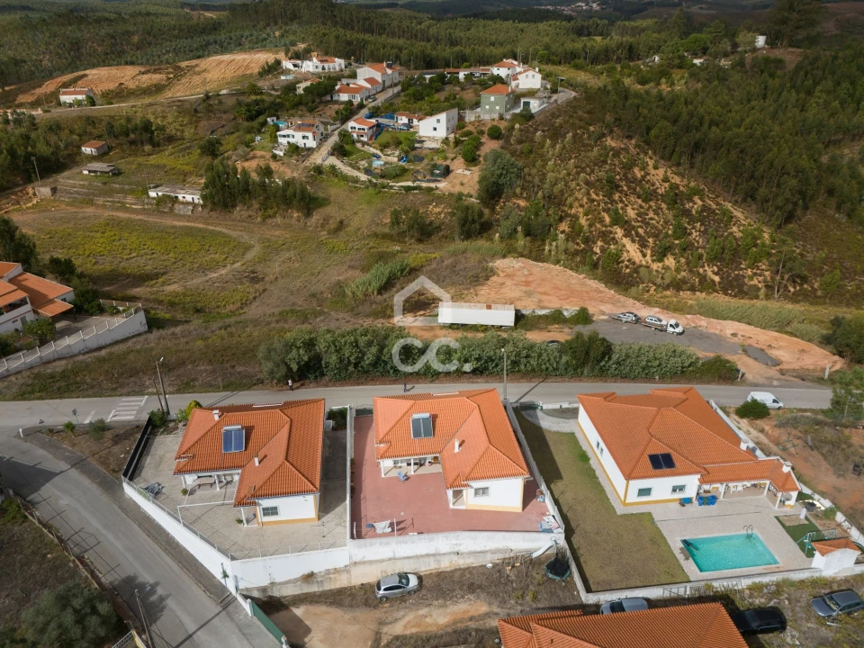 Moradia T3 para Venda em Vilarinho dos Galegos e Ventozelo Foto 31