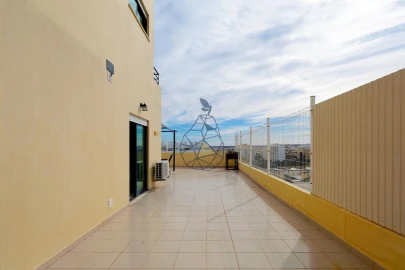 Apartamento T3 para Venda em Portimão