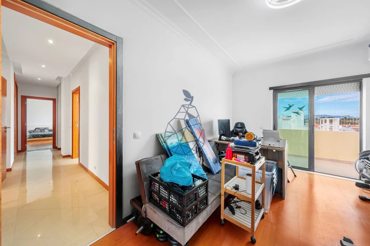 Apartamento T3 para Venda em Portimão Foto 14