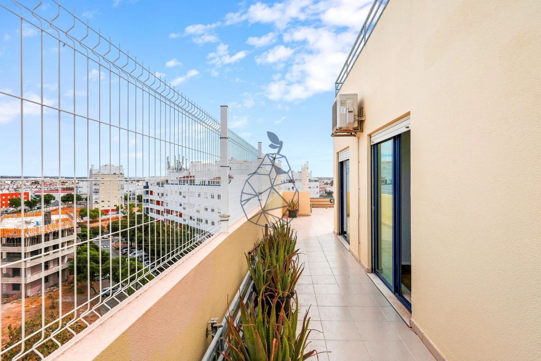 Apartamento T3 para Venda em Portimão Foto 17