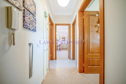 Apartamento T2 para Venda em Lagos (São Sebastião e Santa Maria)
