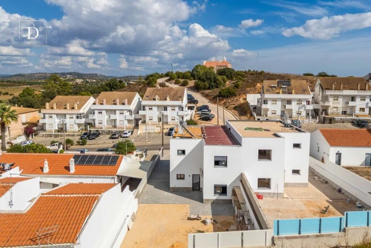 Moradia T3 para Venda em Silves Foto 22