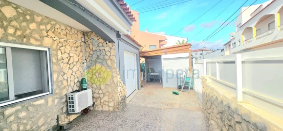 Moradia T3 para Venda em Portimão