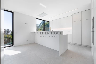 Apartamento T4 para Venda em Mafamude e Vilar do Paraíso
