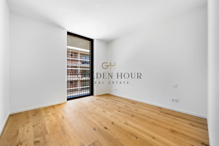 Apartamento T4 para Venda em Mafamude e Vilar do Paraíso Foto 25