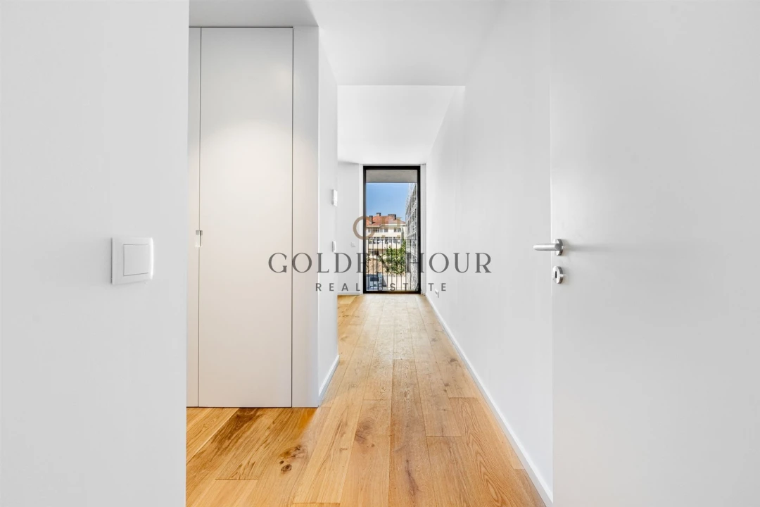 Apartamento T4 para Venda em Mafamude e Vilar do Paraíso Foto 27