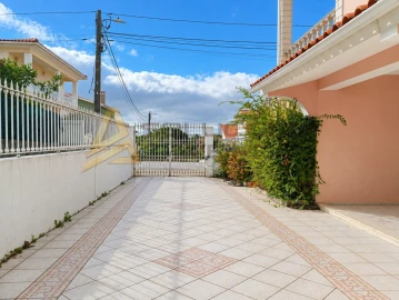 Moradia T4 para Venda em Águeda e Borralha