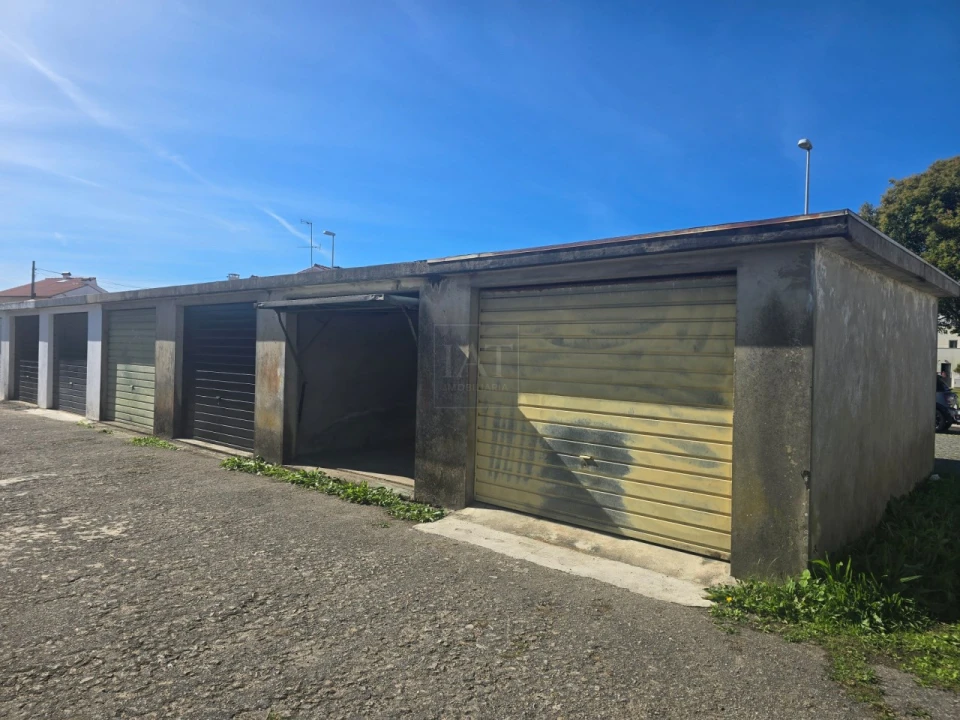 Garagem para Arrendamento em Esposende, Marinhas e Gandra Foto 2