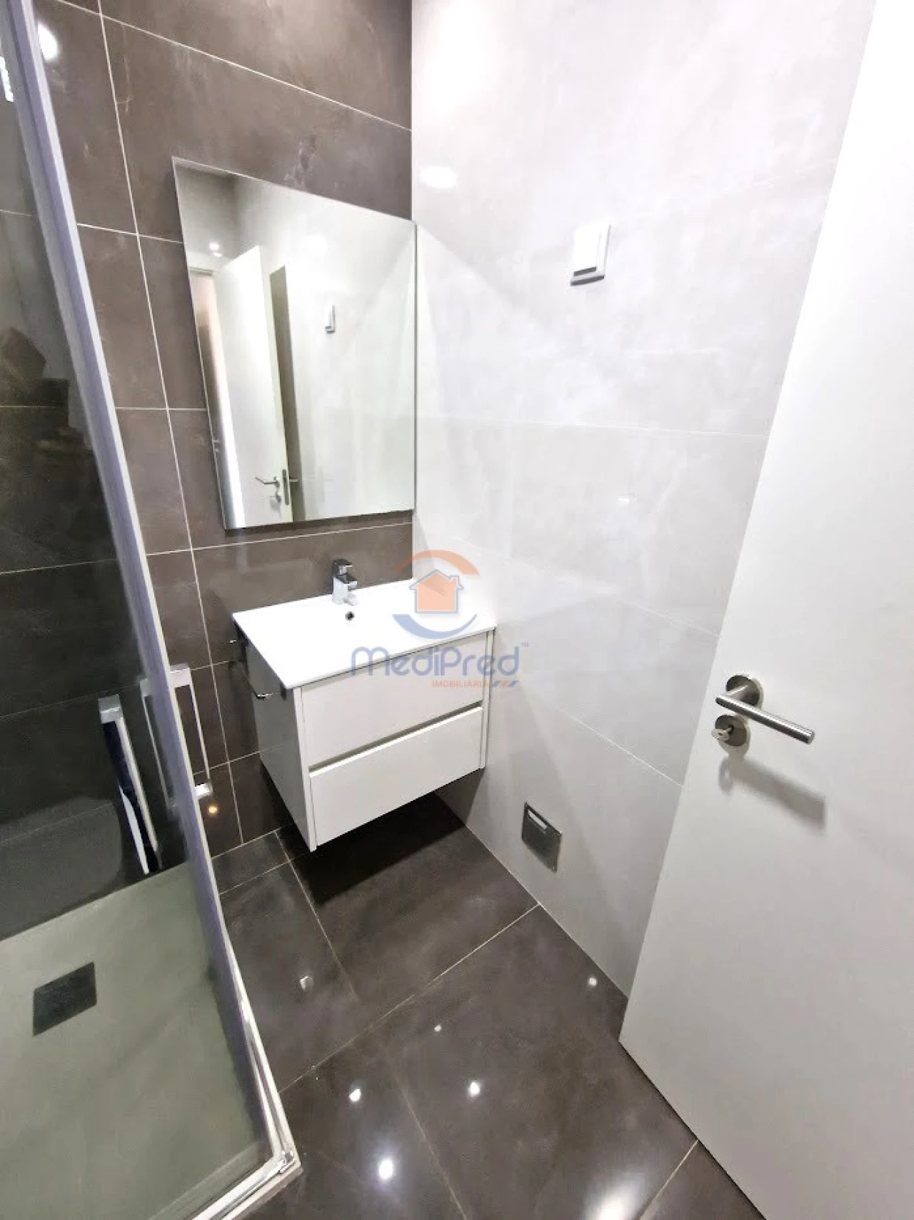 Apartamento T3 para Venda em Ramada e Caneças Foto 30