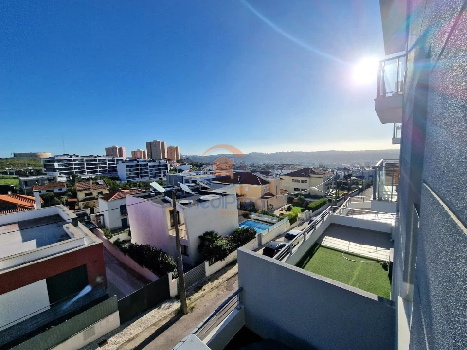 Apartamento T3 para Venda em Ramada e Caneças Foto 22