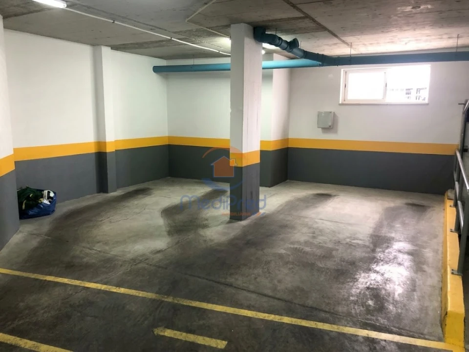 Apartamento T3 para Venda em Ramada e Caneças Foto 41
