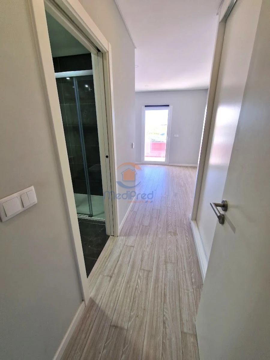 Apartamento T3 para Venda em Ramada e Caneças Foto 15