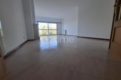 Apartamento T3 para Venda em Porto Salvo