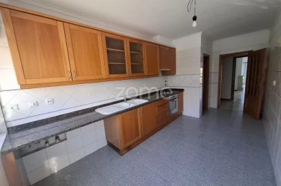 Apartamento T3 para Venda em Porto Salvo