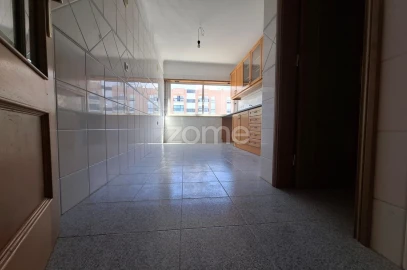 Apartamento T3 para Venda em Porto Salvo