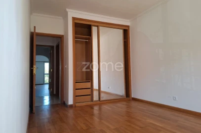Apartamento T3 para Venda em Porto Salvo