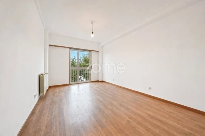 Apartamento T3 para Venda em Porto Salvo