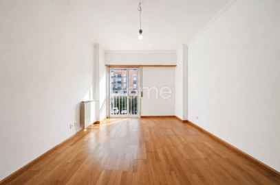 Apartamento T3 para Venda em Porto Salvo