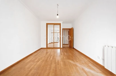 Apartamento T3 para Venda em Porto Salvo
