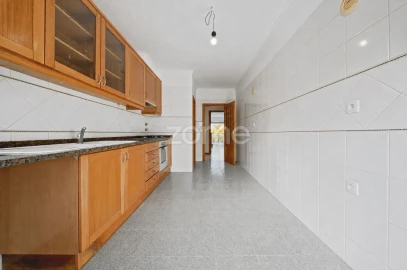 Apartamento T3 para Venda em Porto Salvo