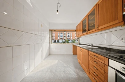 Apartamento T3 para Venda em Porto Salvo