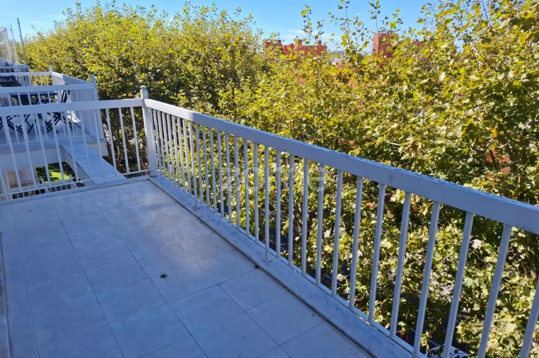Apartamento T3 para Venda em Porto Salvo Foto 12