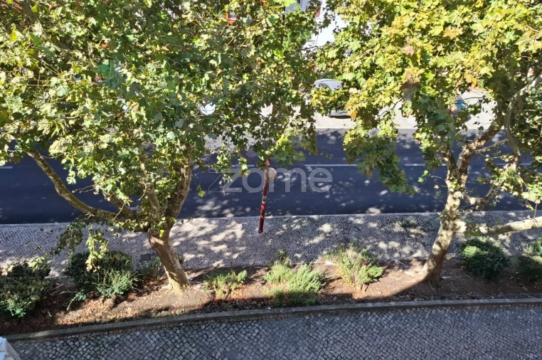 Apartamento T3 para Venda em Porto Salvo Foto 17