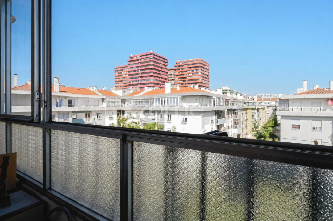 Apartamento T2 para Venda em Oeiras e São Julião da Barra, Paço de Arcos e Caxias Foto 16