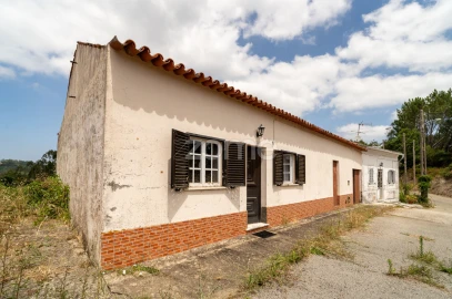 Moradia T2 para Venda em Samuel